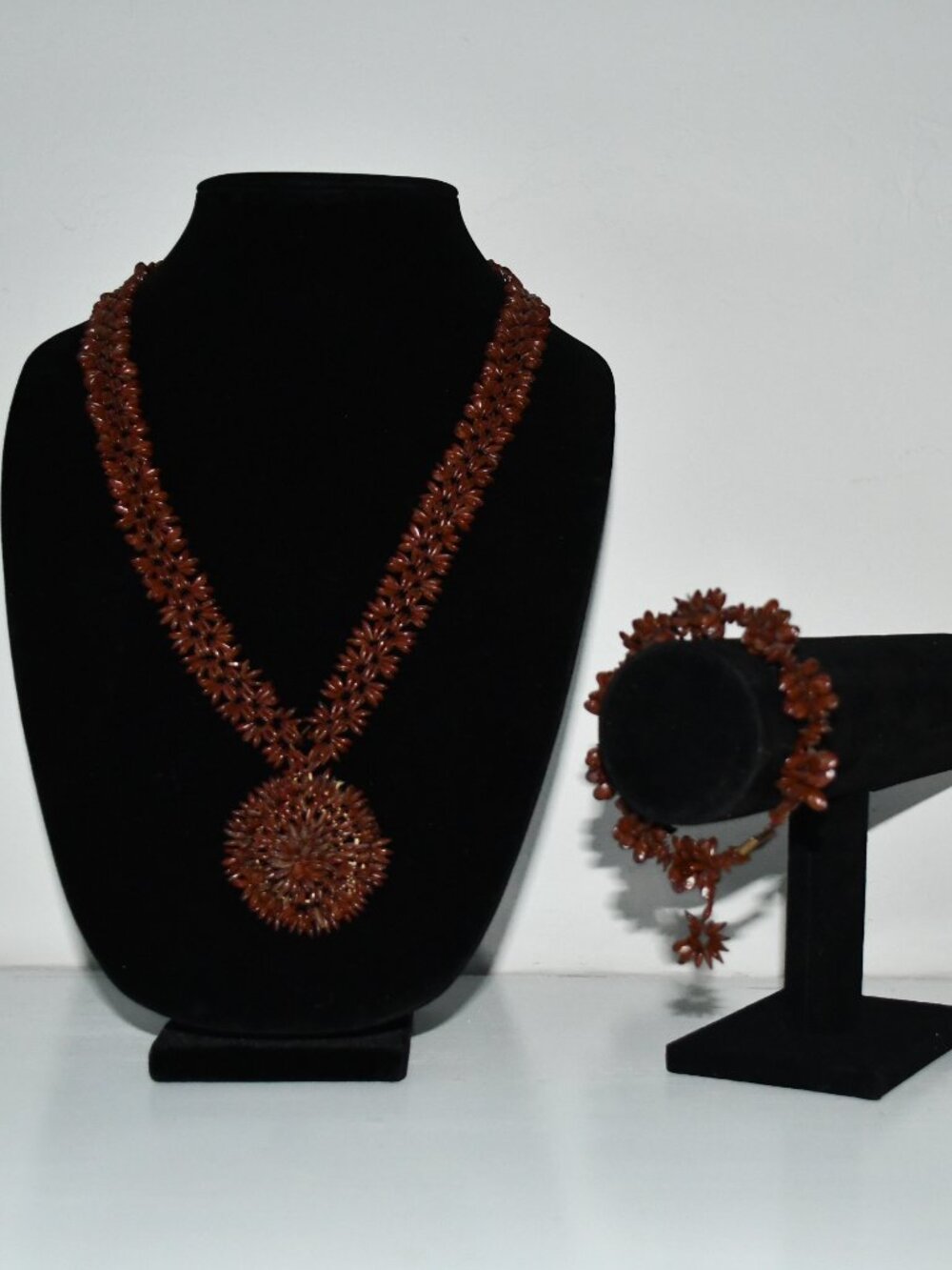 Vintage Apple Seed Necklace and Bracelet Set